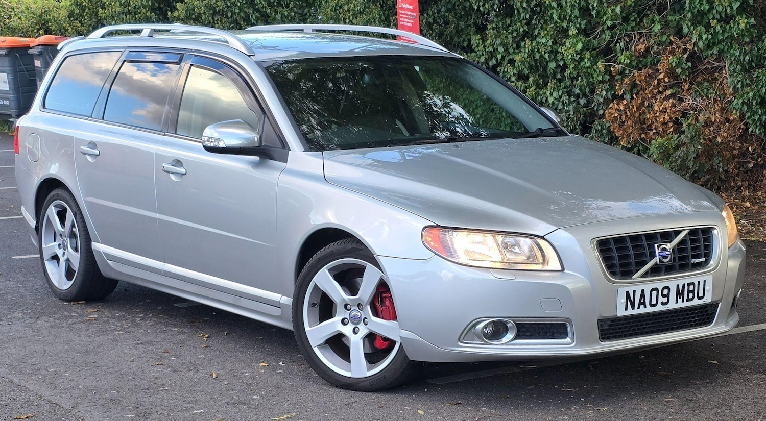 Used Volvo V70 2009 for sale - 76108517: Photo 1