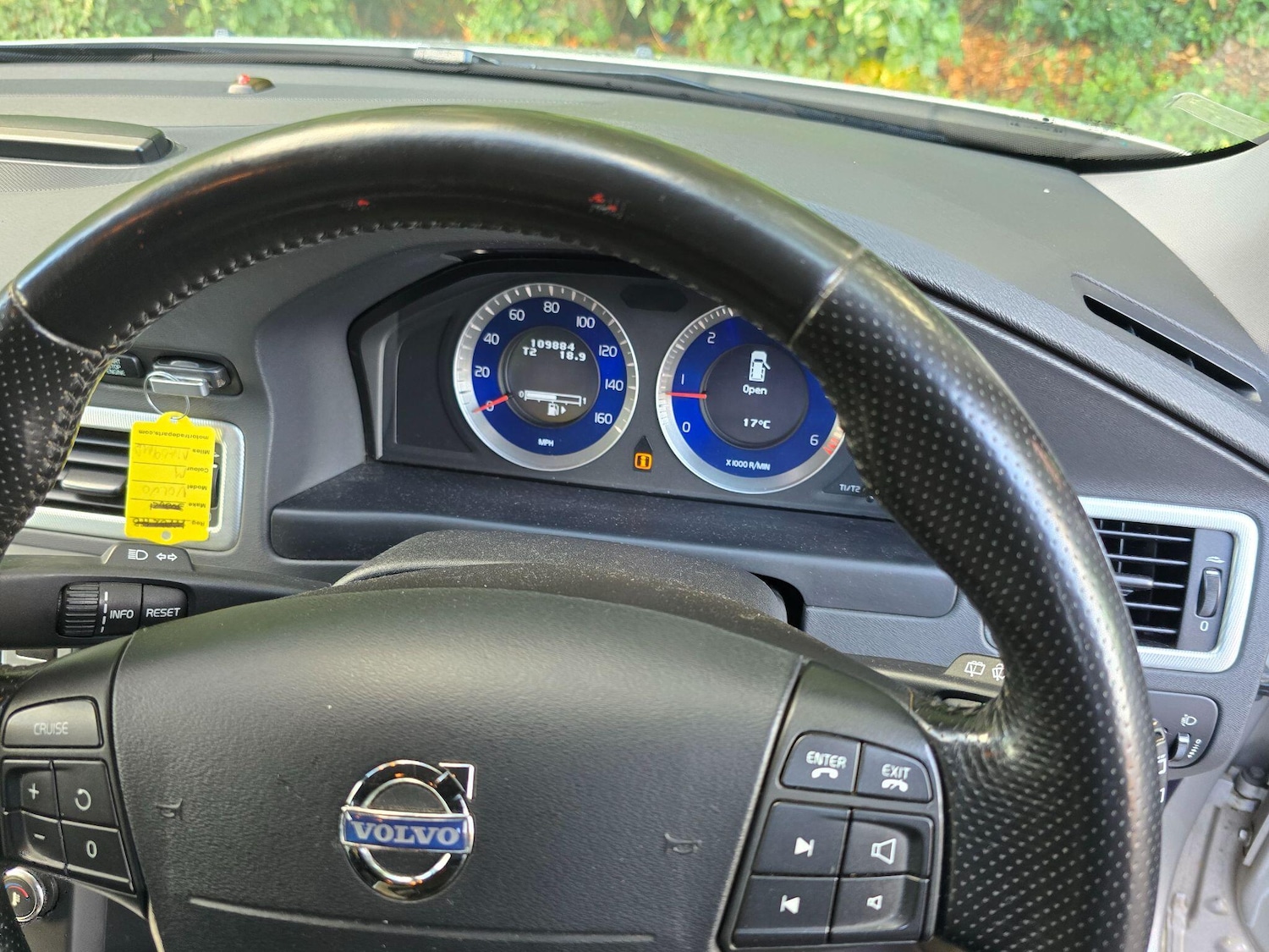 Used Volvo V70 2009 for sale - 76108517: Photo 12