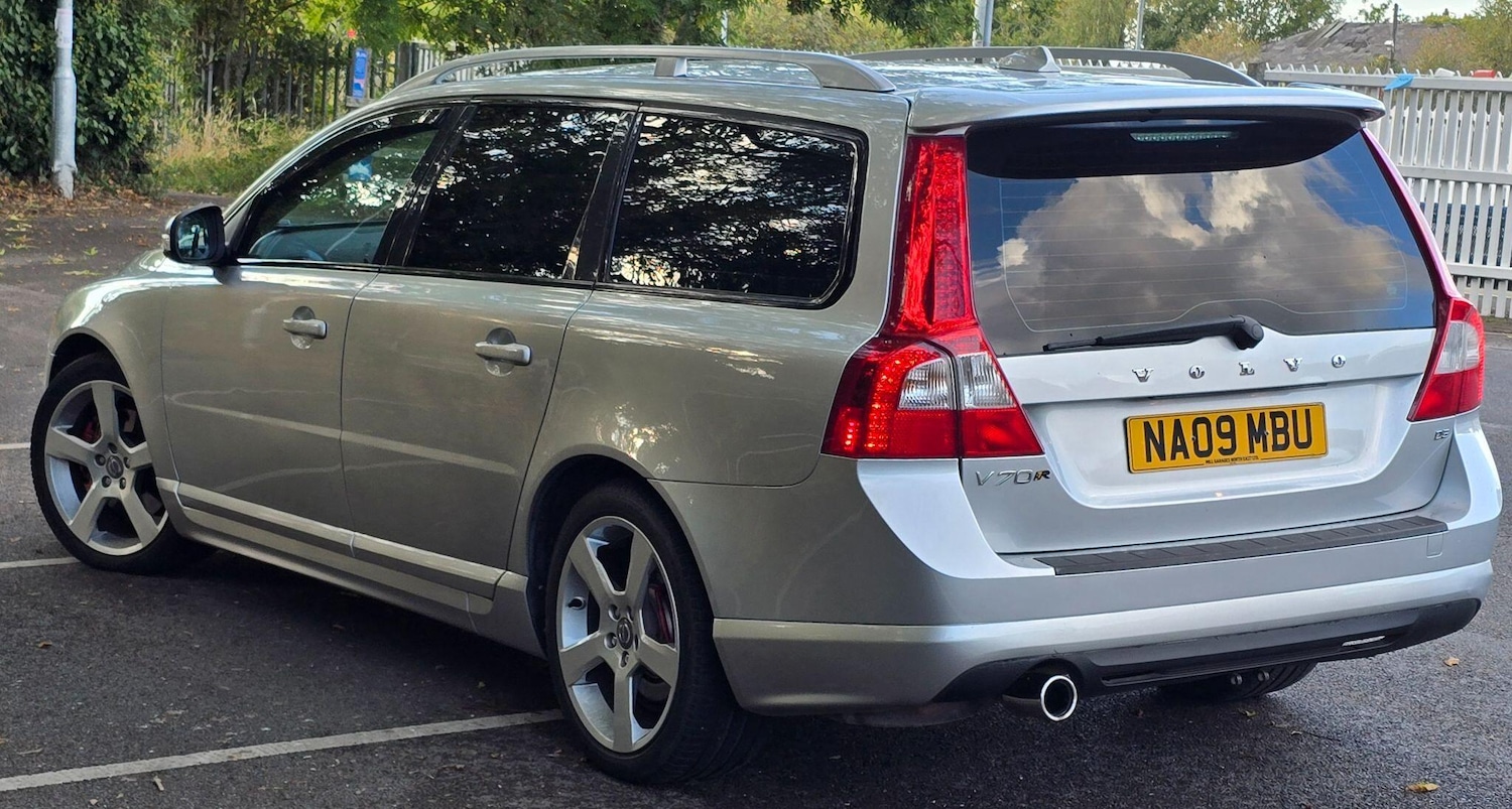 Used Volvo V70 2009 for sale - 76108517: Photo 2