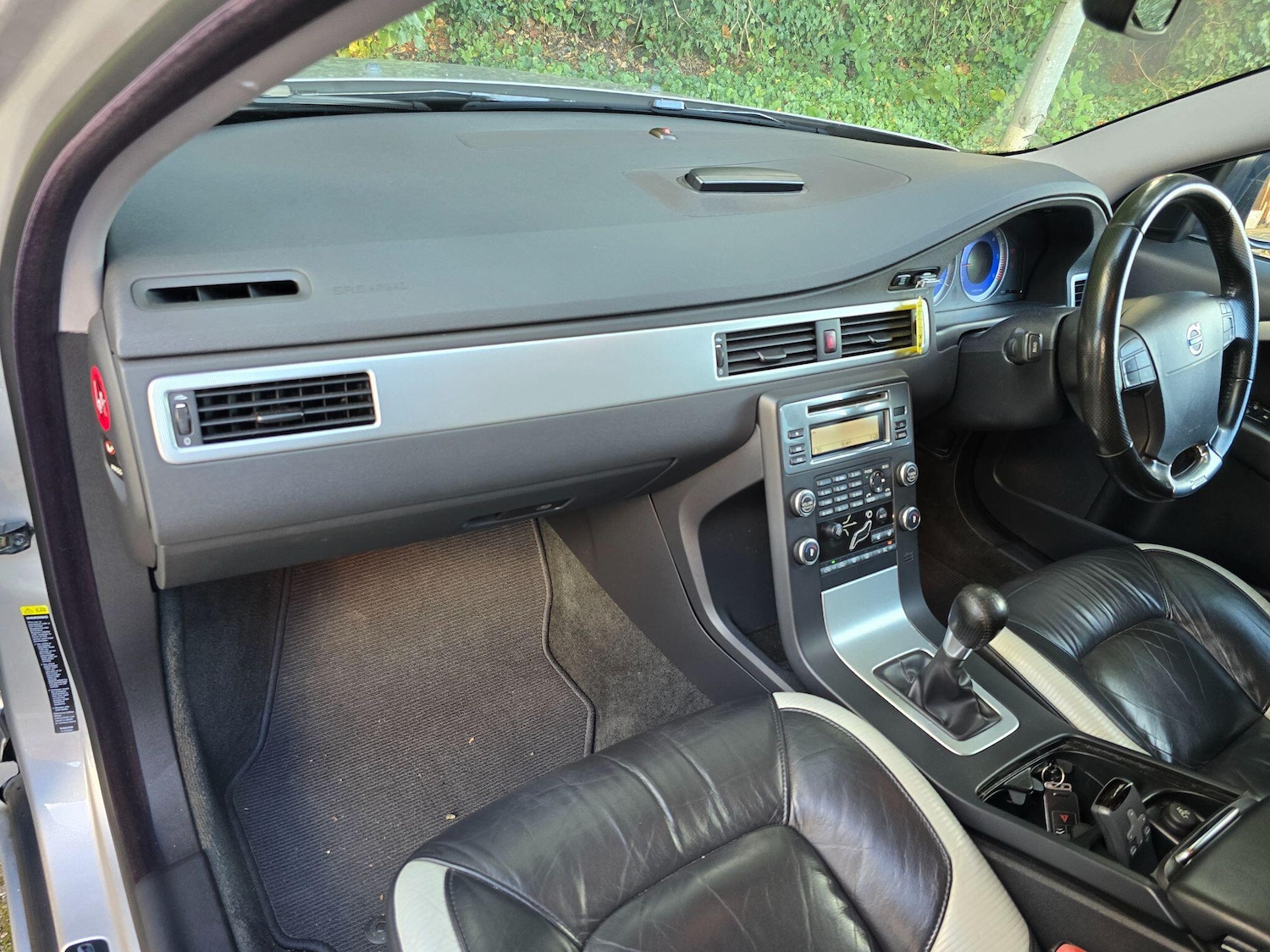 Used Volvo V70 2009 for sale - 76108517: Photo 28