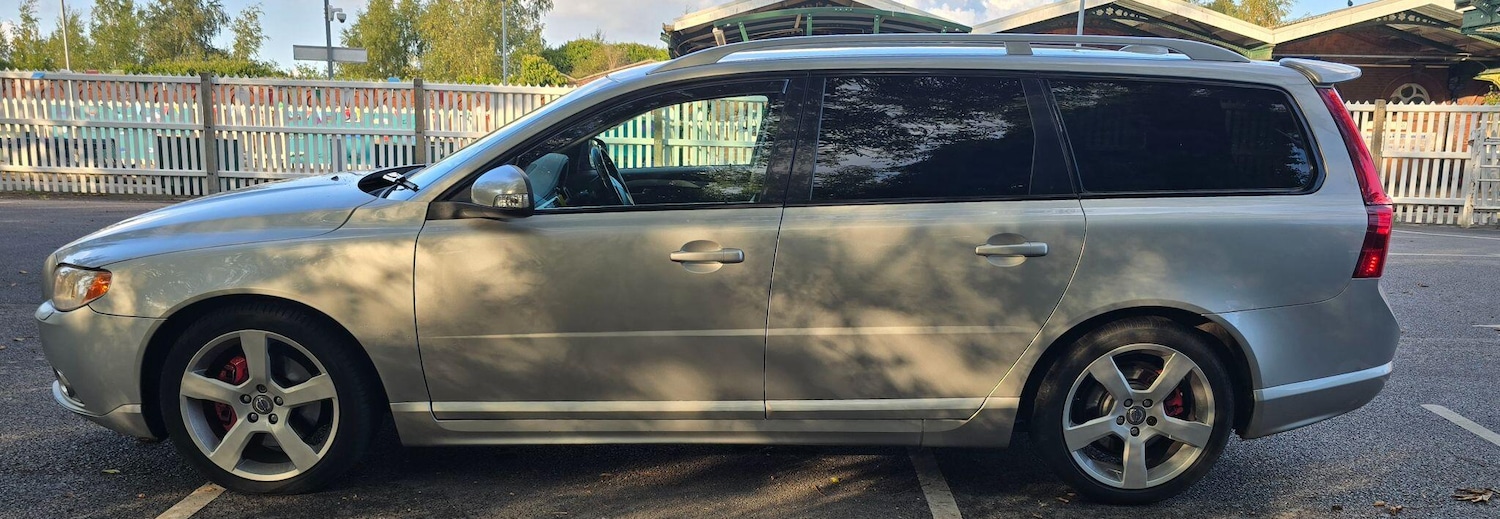 Used Volvo V70 2009 for sale - 76108517: Photo 8