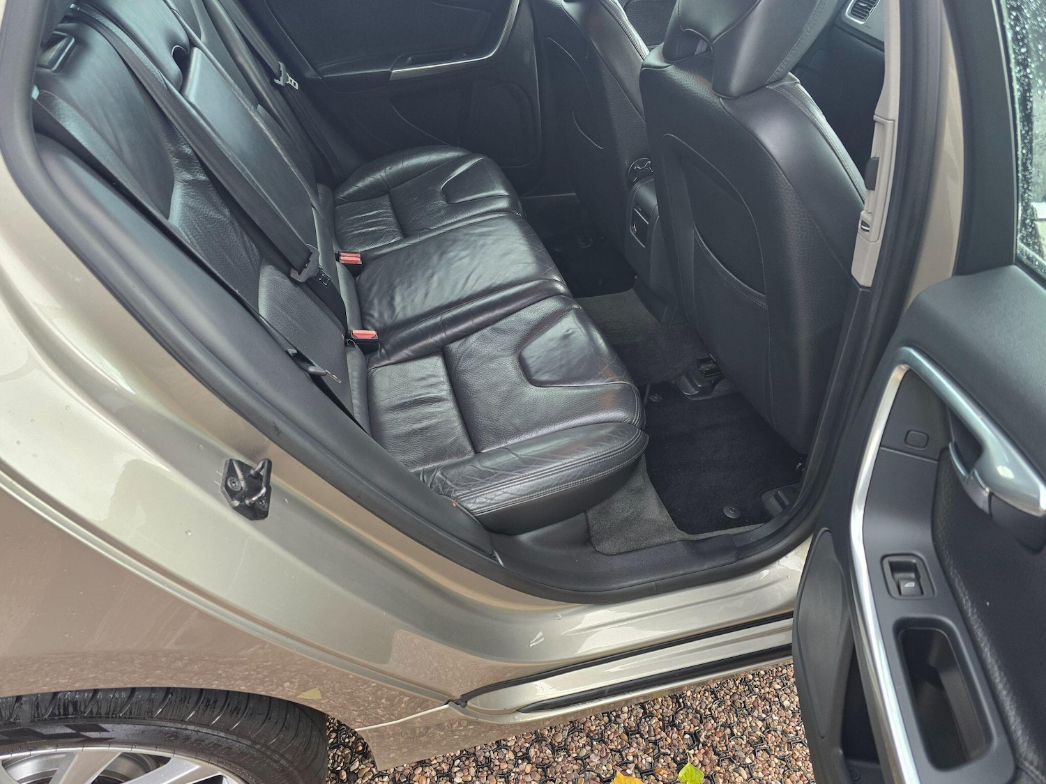 Used Volvo V60 2012 for sale - 75965791: Photo 13