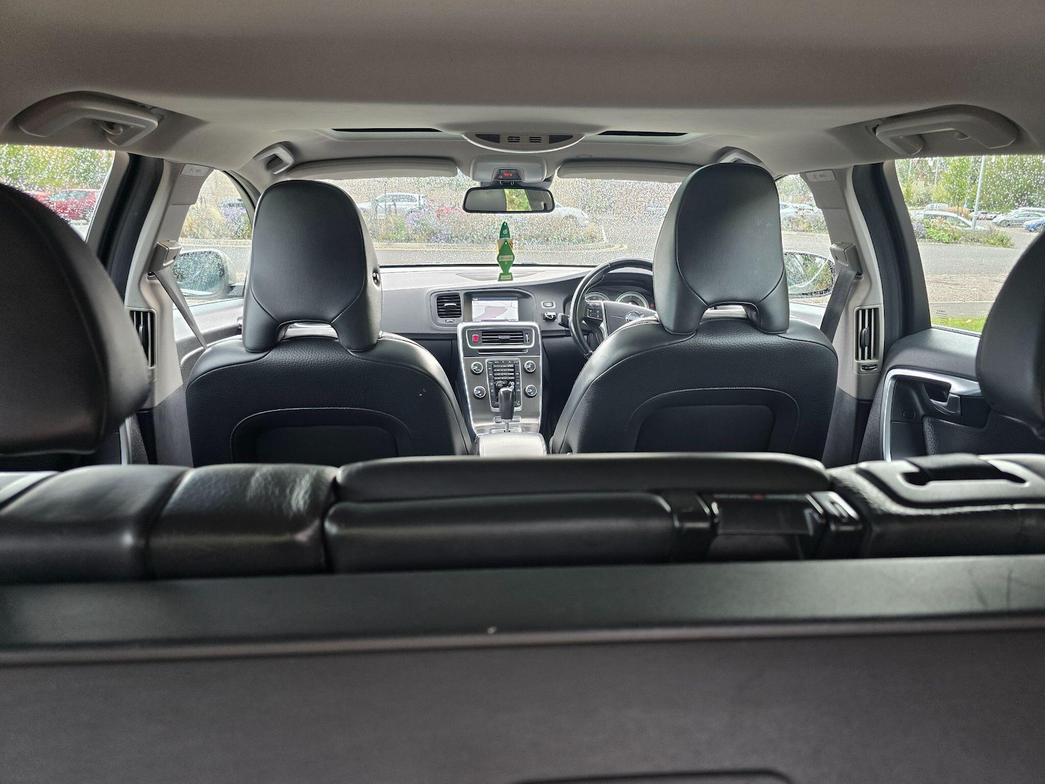 Used Volvo V60 2012 for sale - 75965791: Photo 17