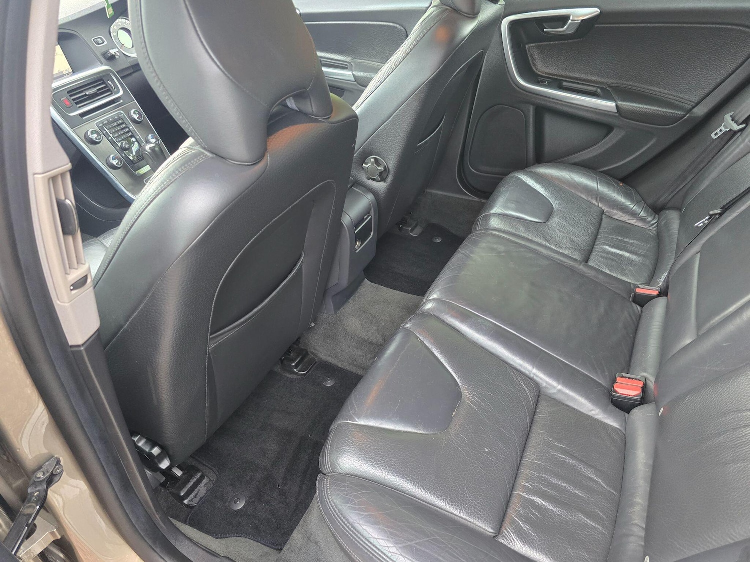 Used Volvo V60 2012 for sale - 75965791: Photo 20