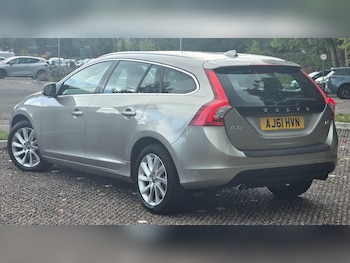Used Volvo V60 2012 for sale - 75965791: Photo 2