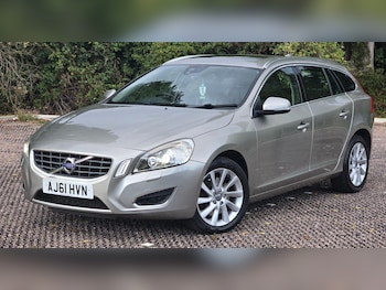 Used Volvo V60 2012 for sale - 75965791: Photo 3