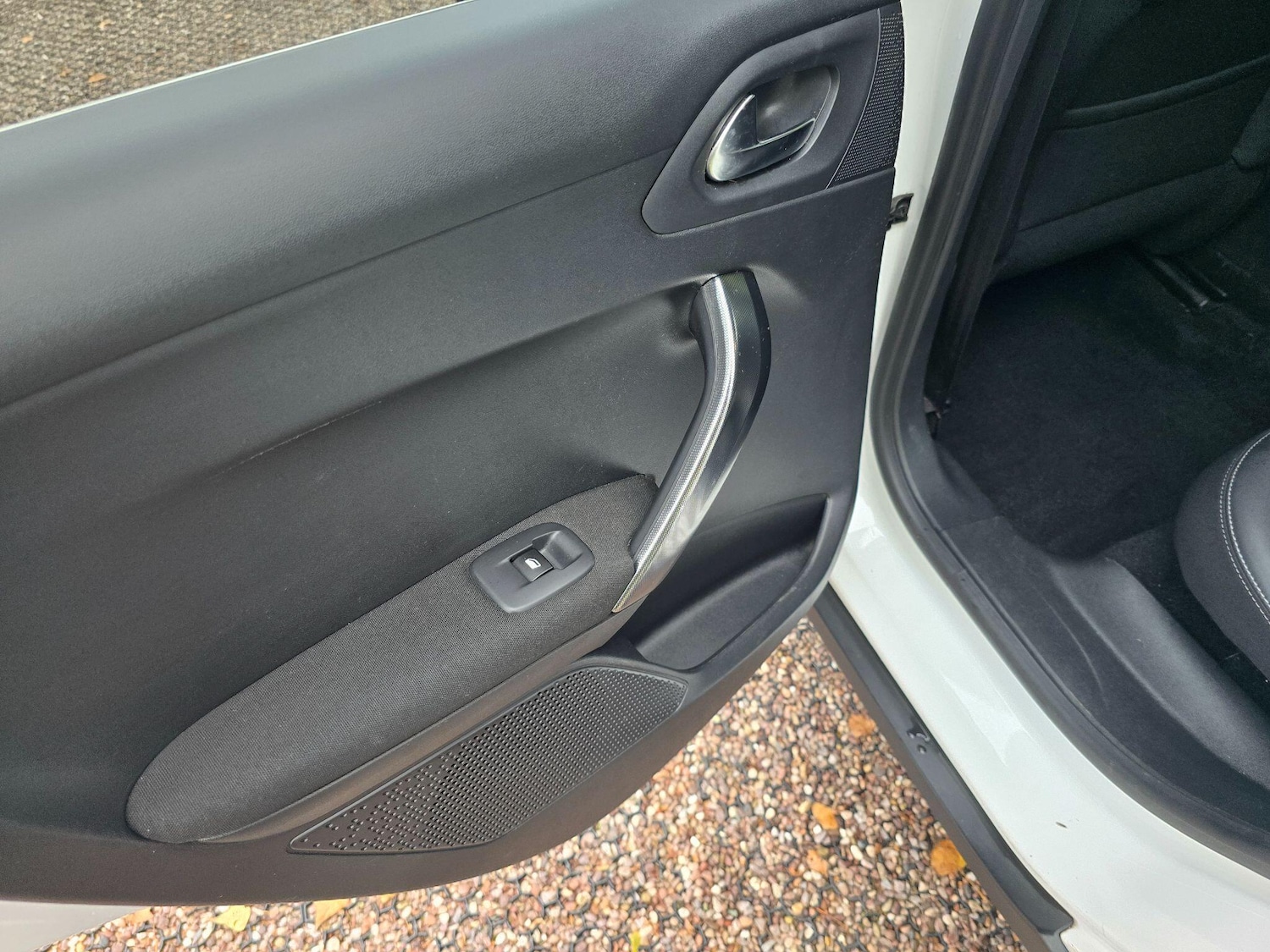 Used Peugeot 2008 2016 for sale - 76270903: Photo 20