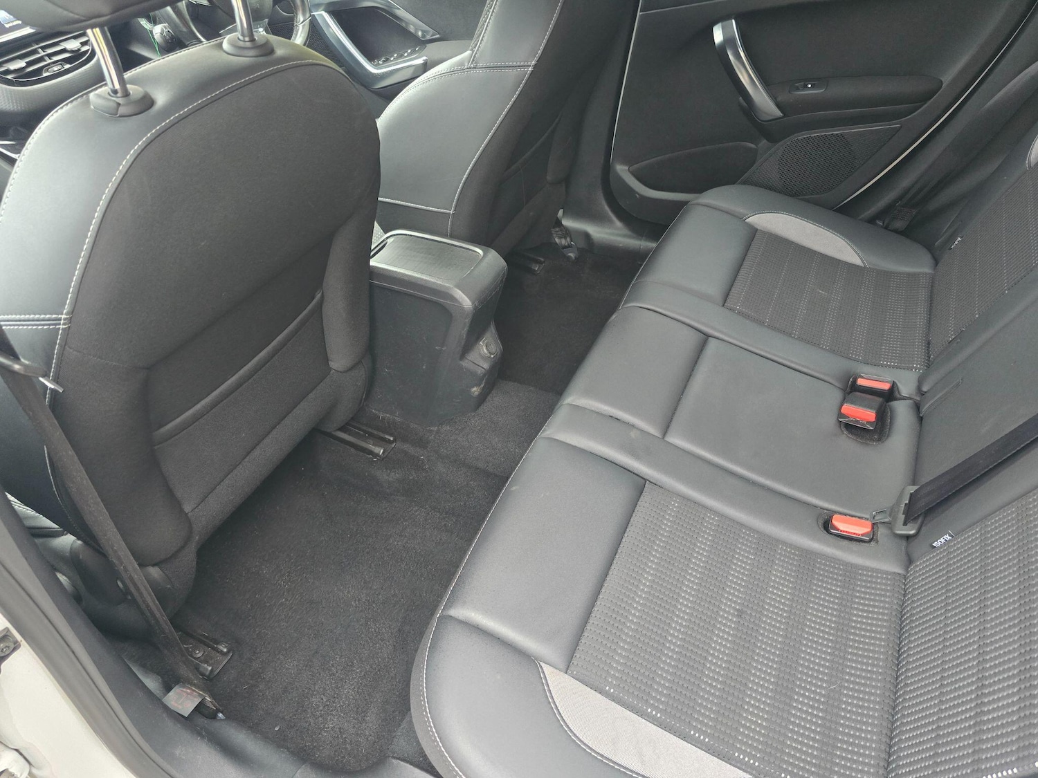 Used Peugeot 2008 2016 for sale - 76270903: Photo 22