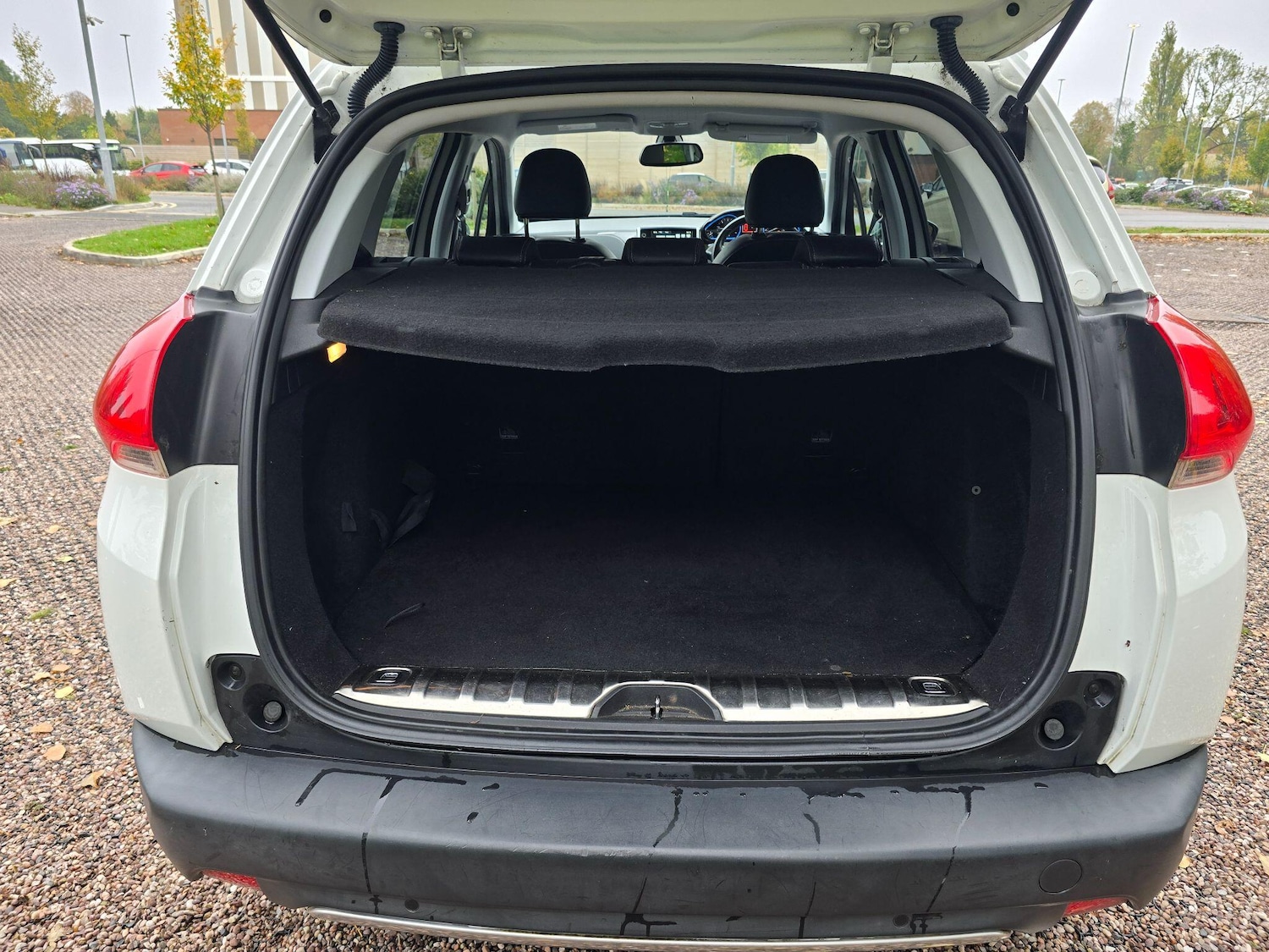 Used Peugeot 2008 2016 for sale - 76270903: Photo 28