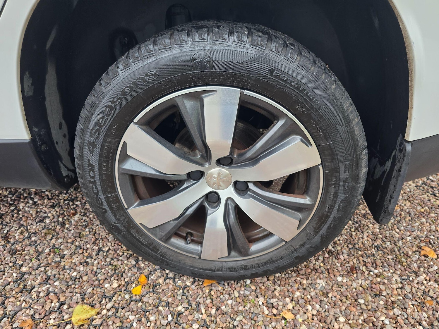 Used Peugeot 2008 2016 for sale - 76270903: Photo 39