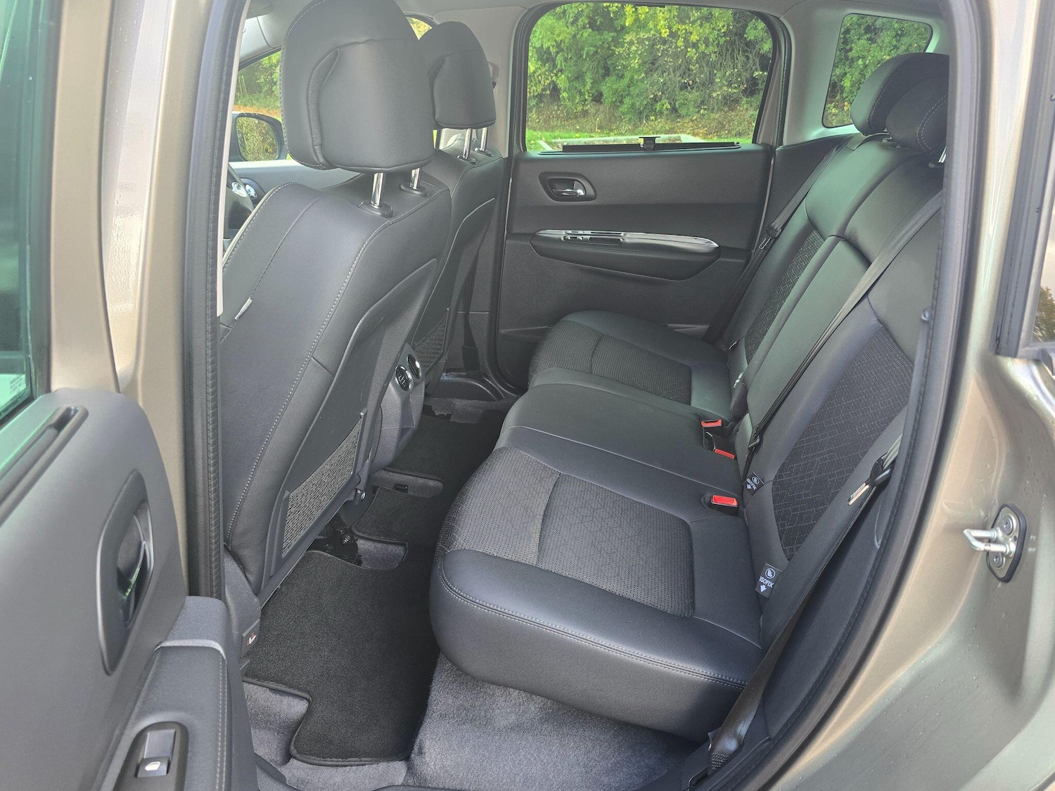 Used Peugeot 3008 2016 for sale - 76989861: Photo 20