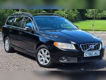 Used Volvo V70 2011 for sale - 78957886: Photo