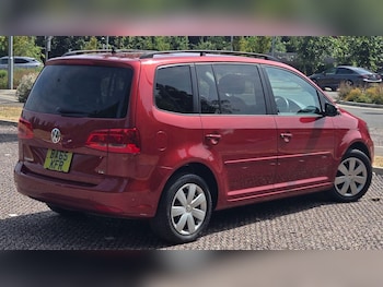 Used Volkswagen Touran 2015 for sale - 79412916: Photo