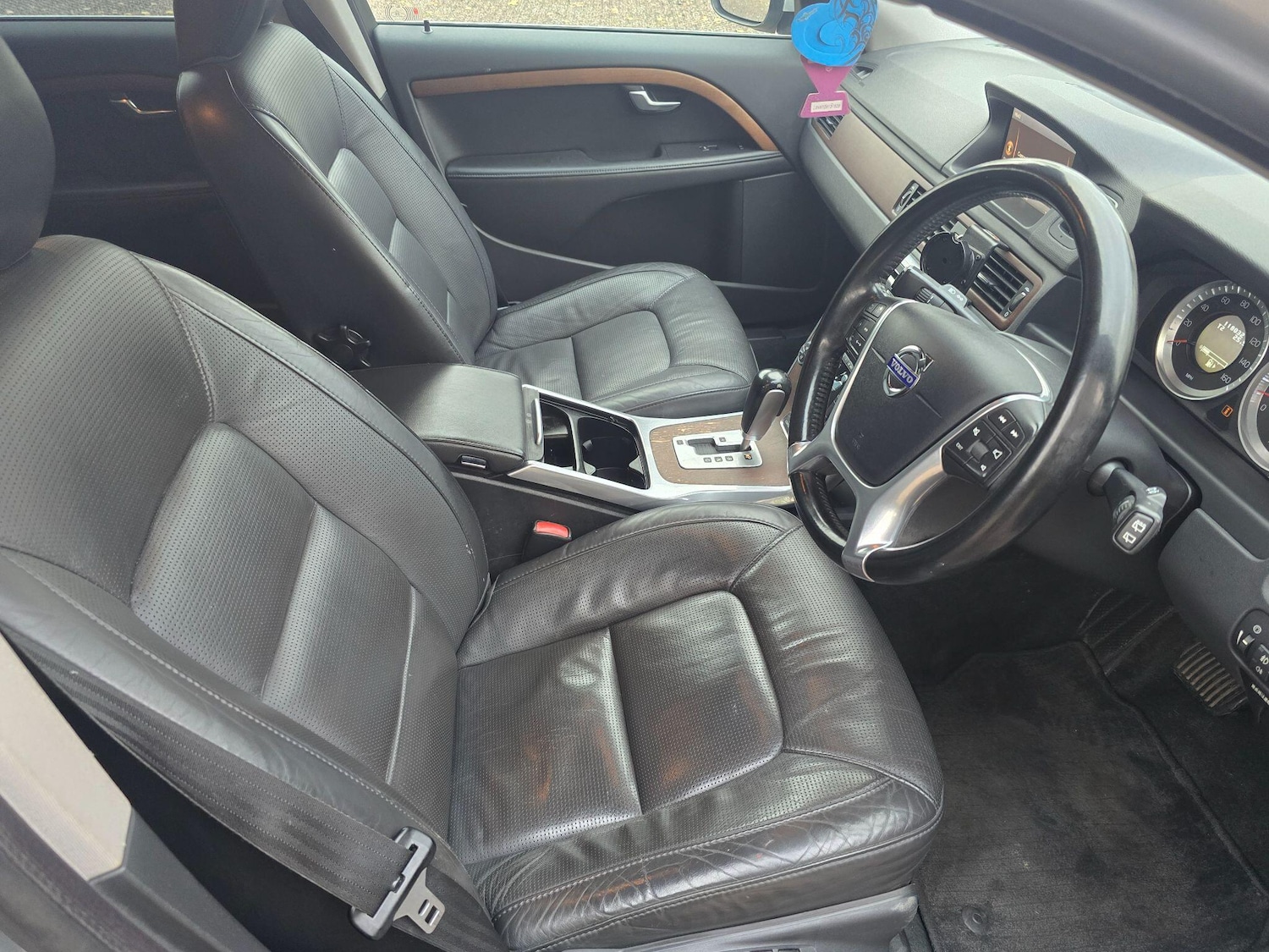 Used Volvo V70 2023 for sale - 76521817: Photo 12