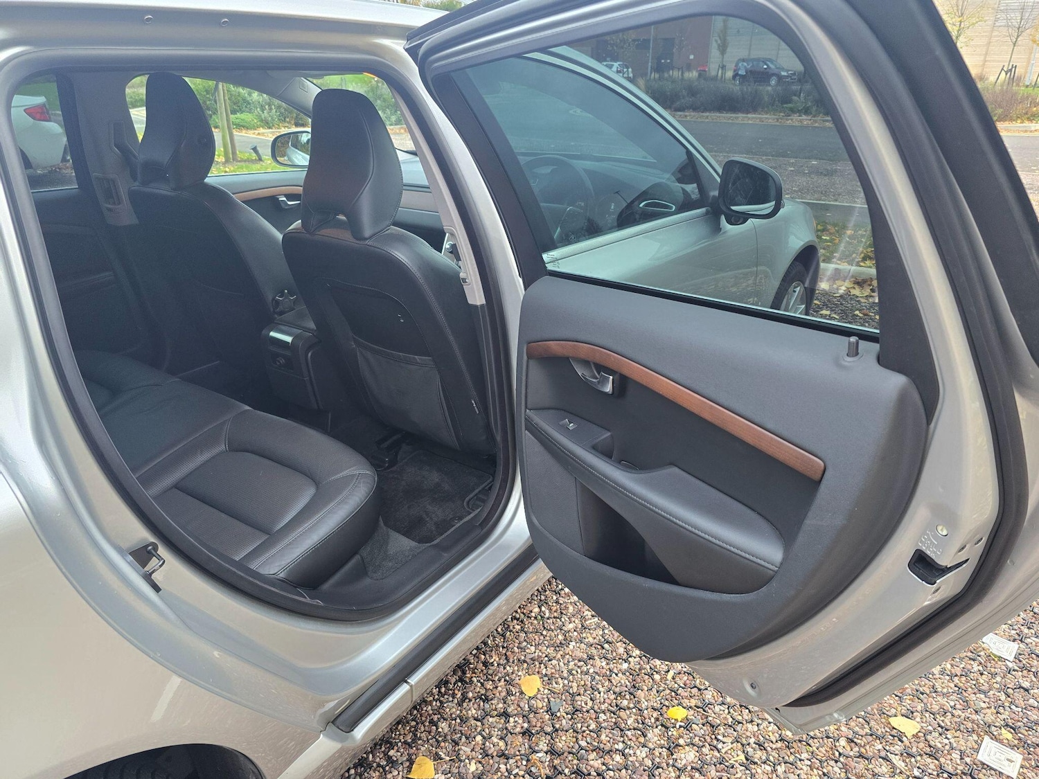 Used Volvo V70 2023 for sale - 76521817: Photo 17