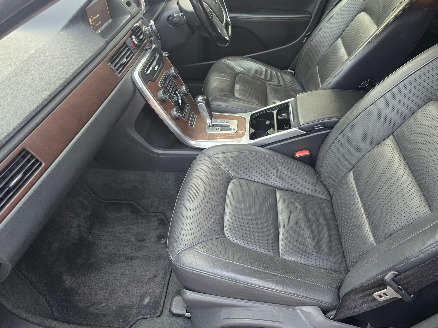 Used Volvo V70 2023 for sale - 76521817: Photo 29