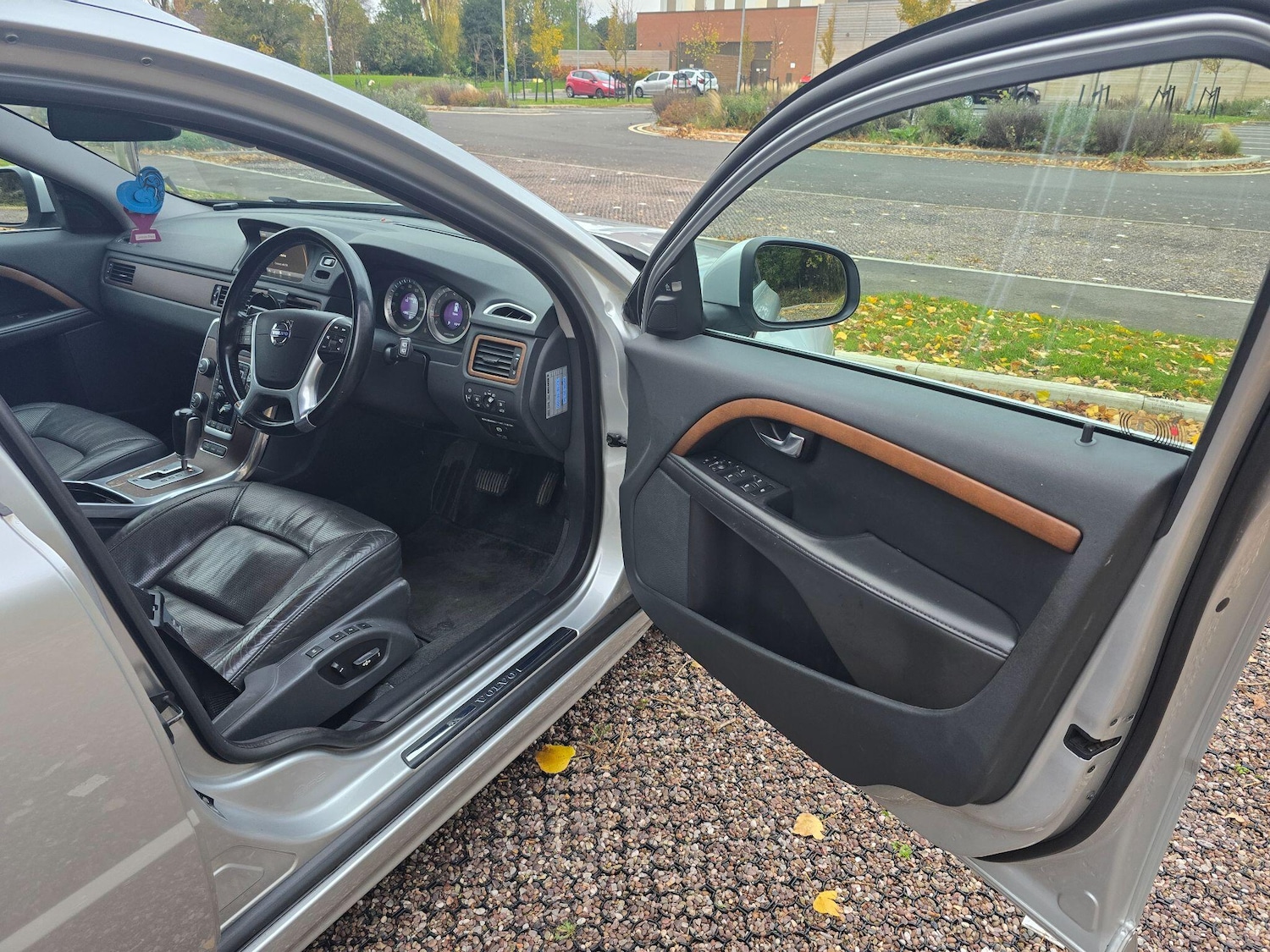 Used Volvo V70 2023 for sale - 76521817: Photo 9