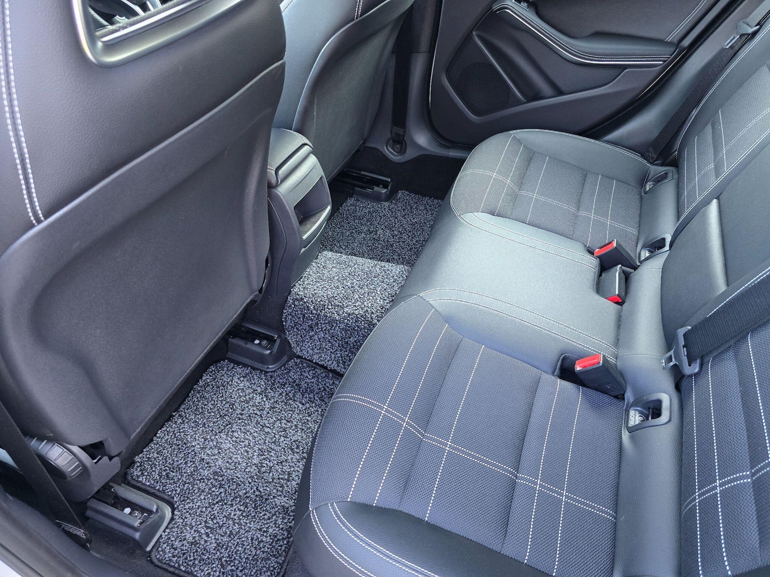 Used Mercedes-Benz A-Class for sale - 76997239: Photo 32