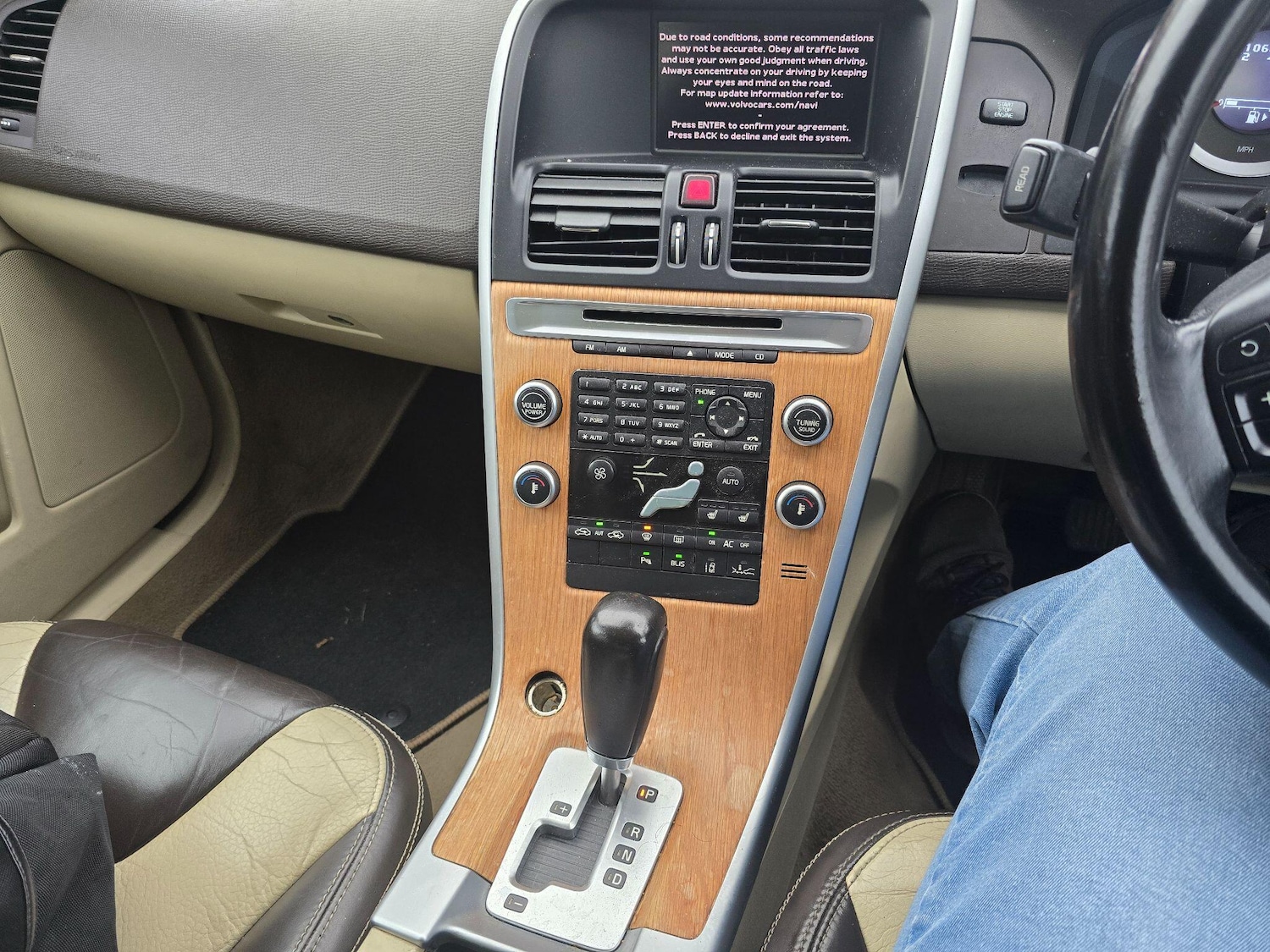 Used Volvo XC60 2010 for sale - 77290778: Photo 25