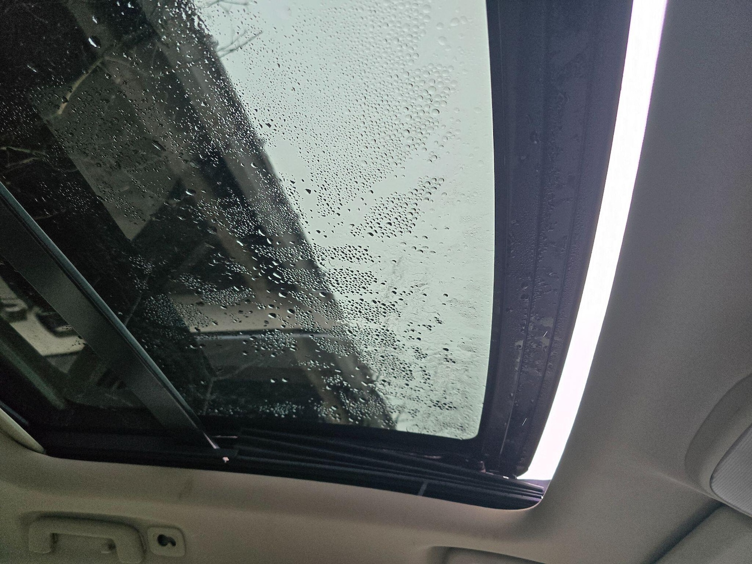 Used Volvo XC60 2010 for sale - 77290778: Photo 28