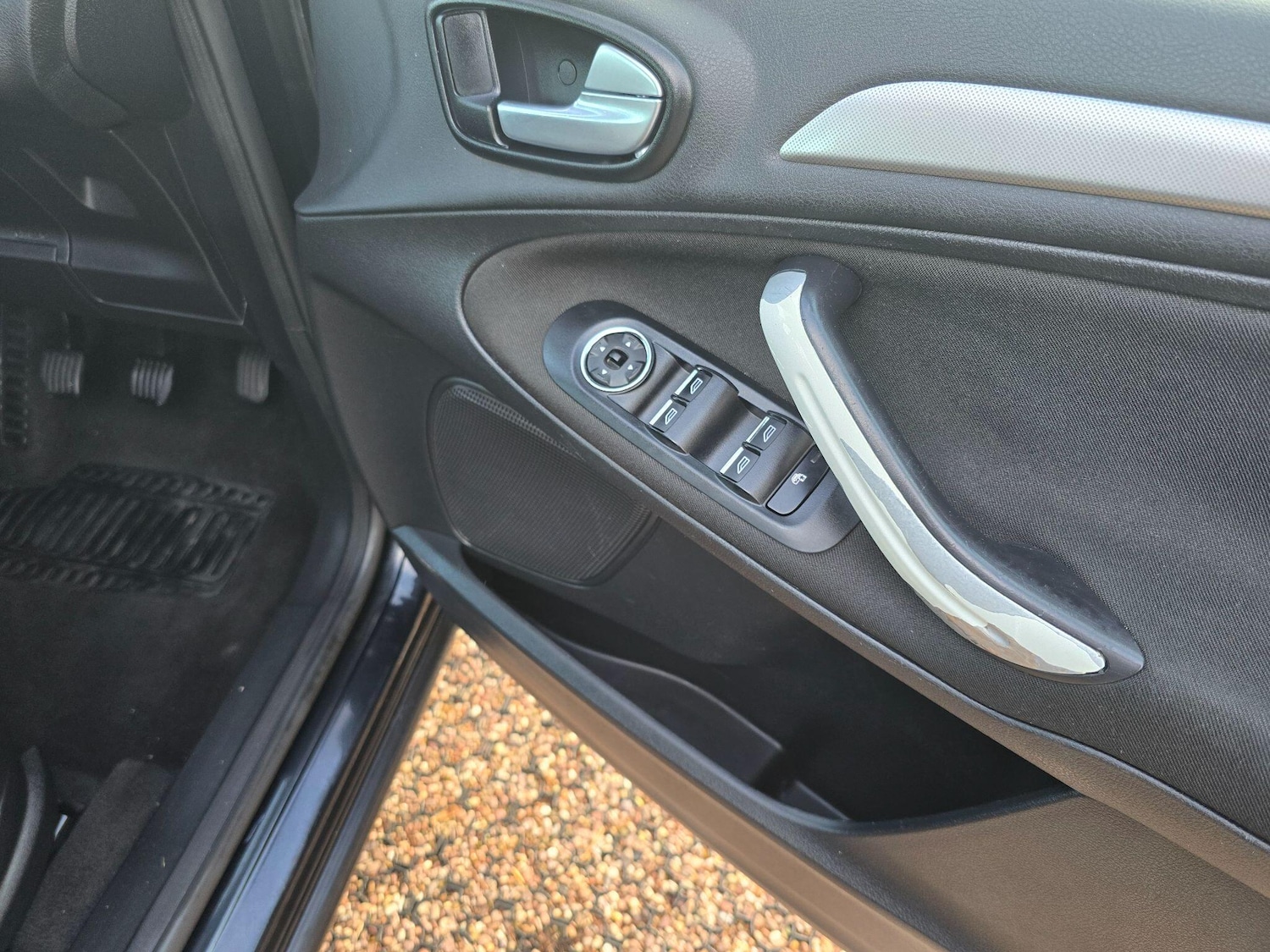 Used Ford S-Max 2012 for sale - 76839880: Photo 10