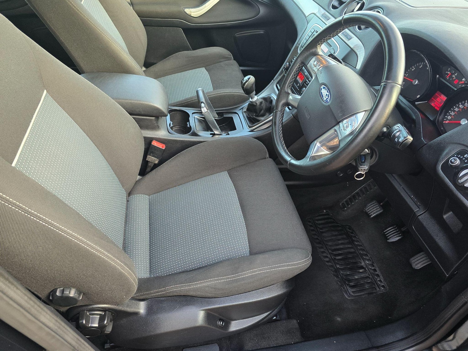 Used Ford S-Max 2012 for sale - 76839880: Photo 12