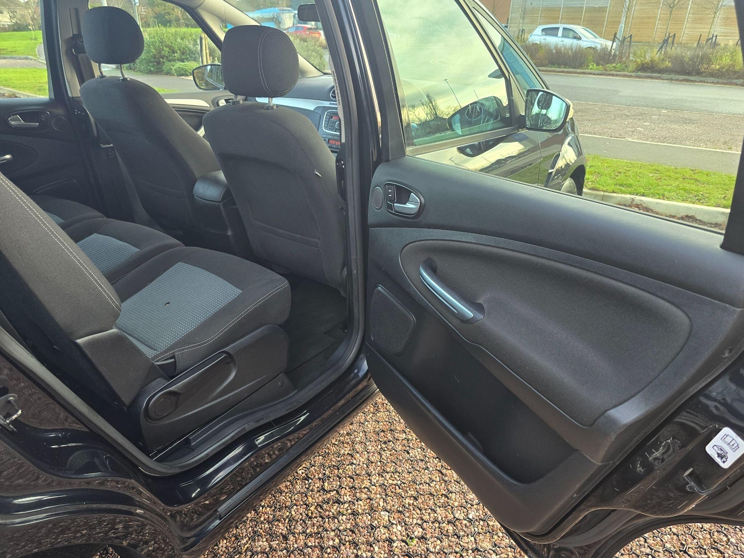 Used Ford S-Max 2012 for sale - 76839880: Photo 15