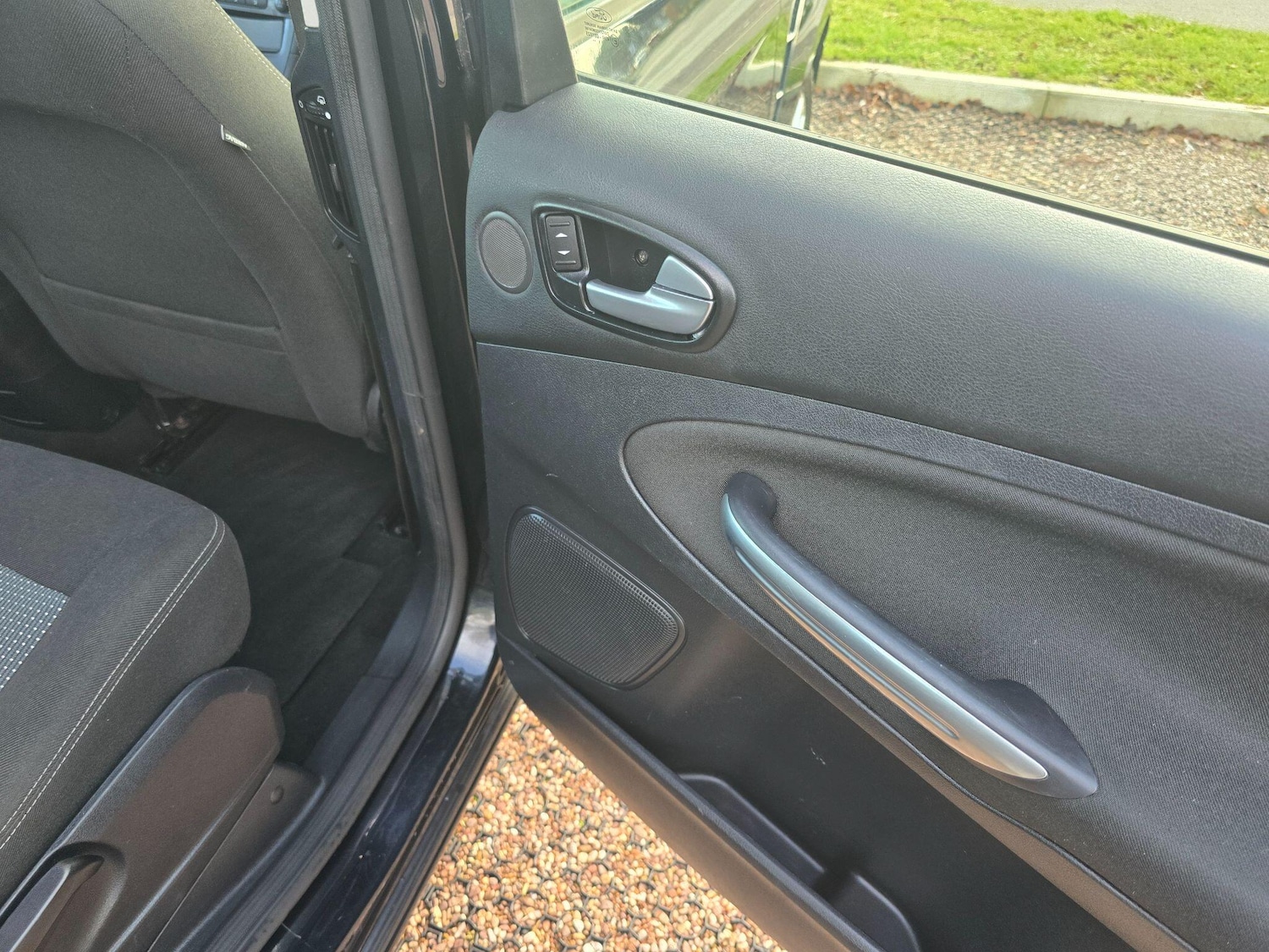 Used Ford S-Max 2012 for sale - 76839880: Photo 16