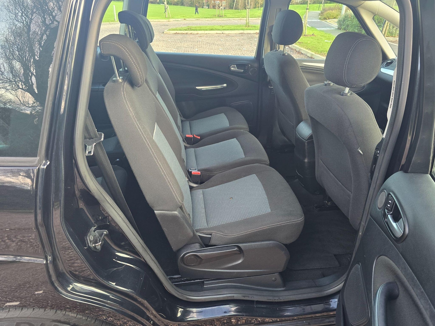 Used Ford S-Max 2012 for sale - 76839880: Photo 17