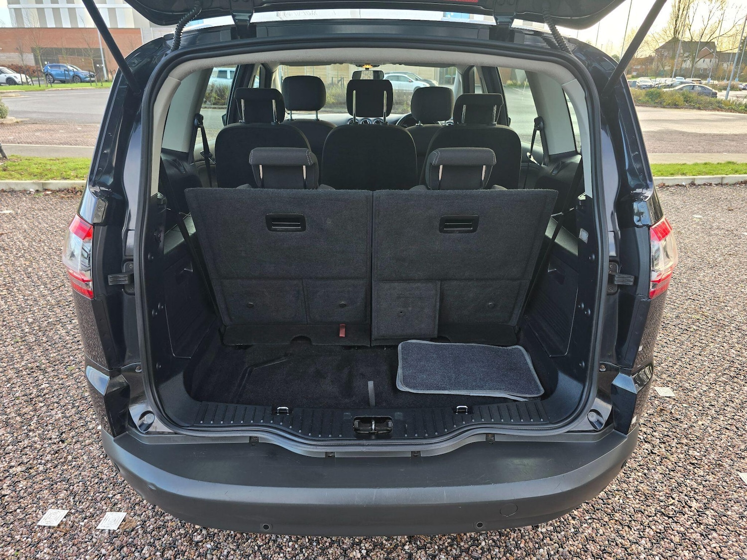 Used Ford S-Max 2012 for sale - 76839880: Photo 20