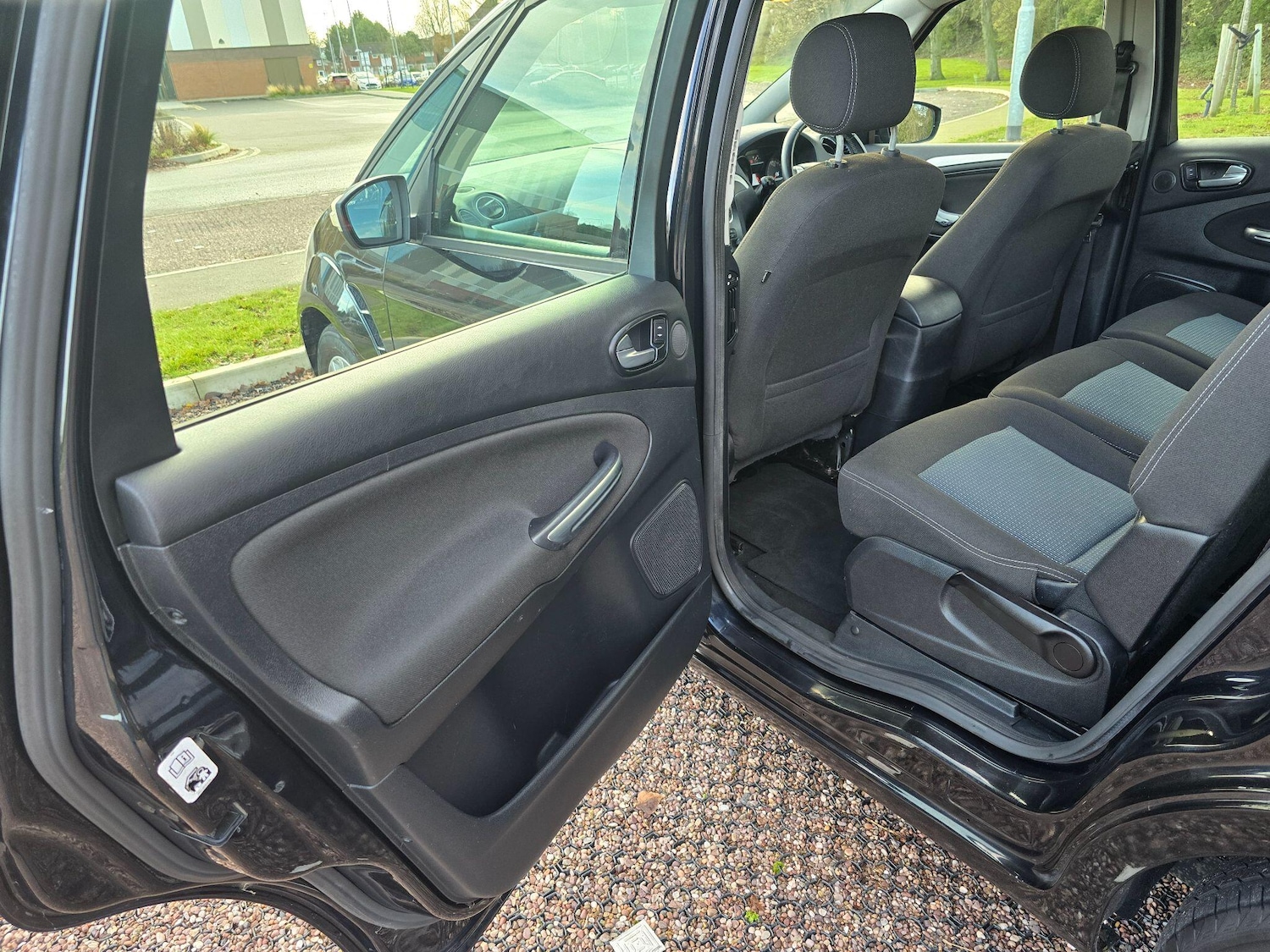 Used Ford S-Max 2012 for sale - 76839880: Photo 24