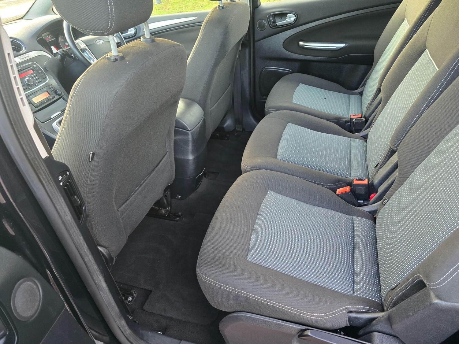 Used Ford S-Max 2012 for sale - 76839880: Photo 27