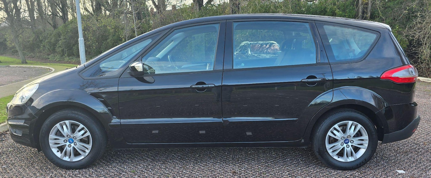 Used Ford S-Max 2012 for sale - 76839880: Photo 8