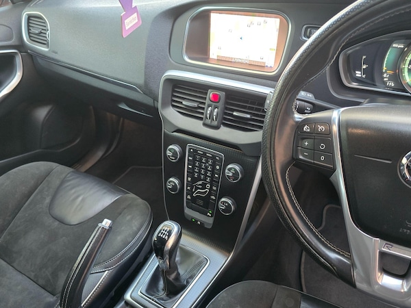 Used Volvo V40 2018 for sale - 76214446: Photo 14