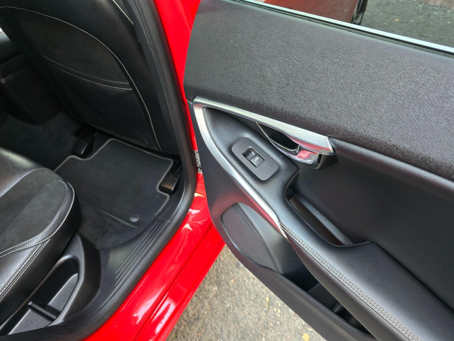 Used Volvo V40 2018 for sale - 76214446: Photo 16