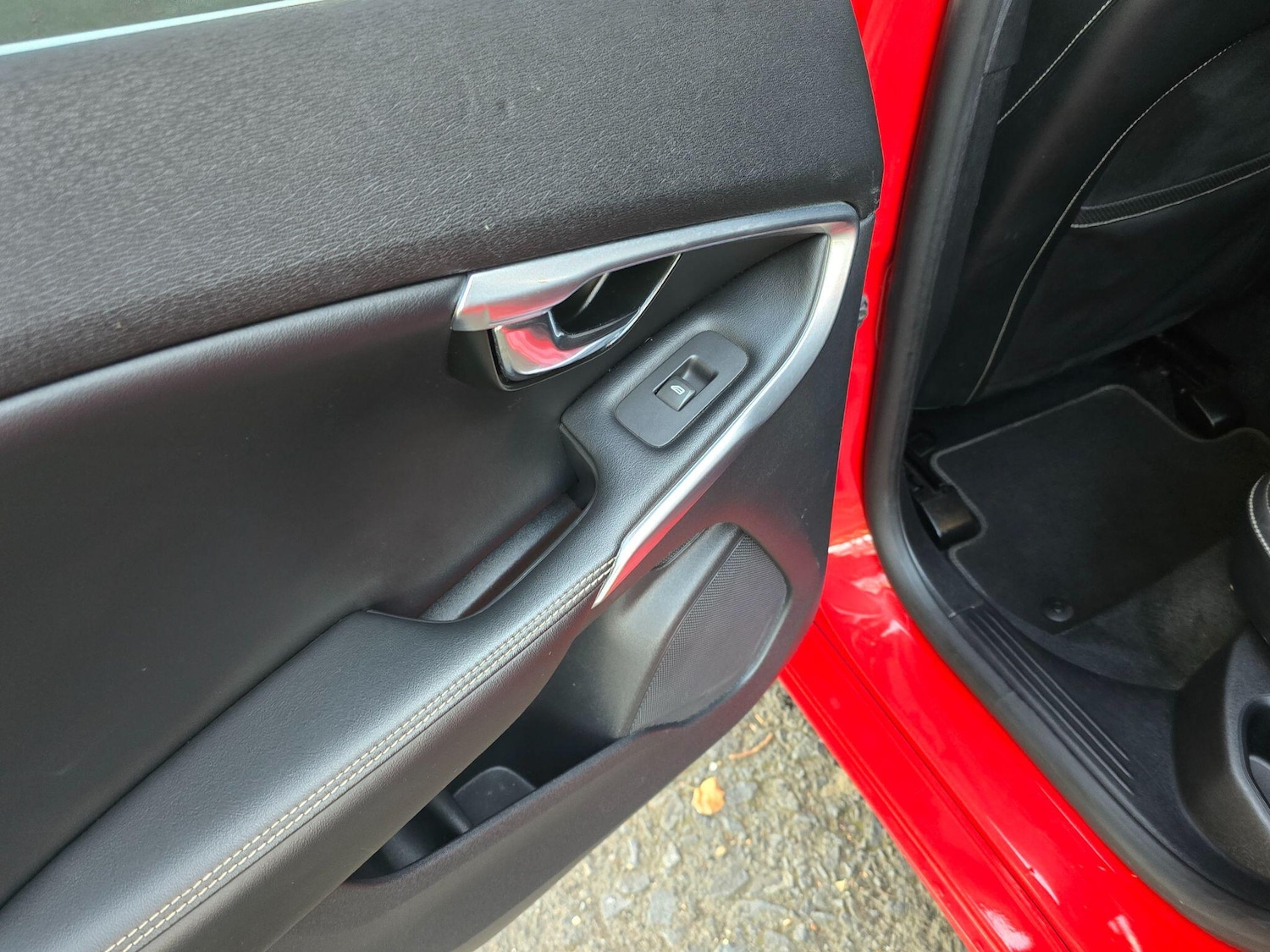 Used Volvo V40 2018 for sale - 76214446: Photo 22