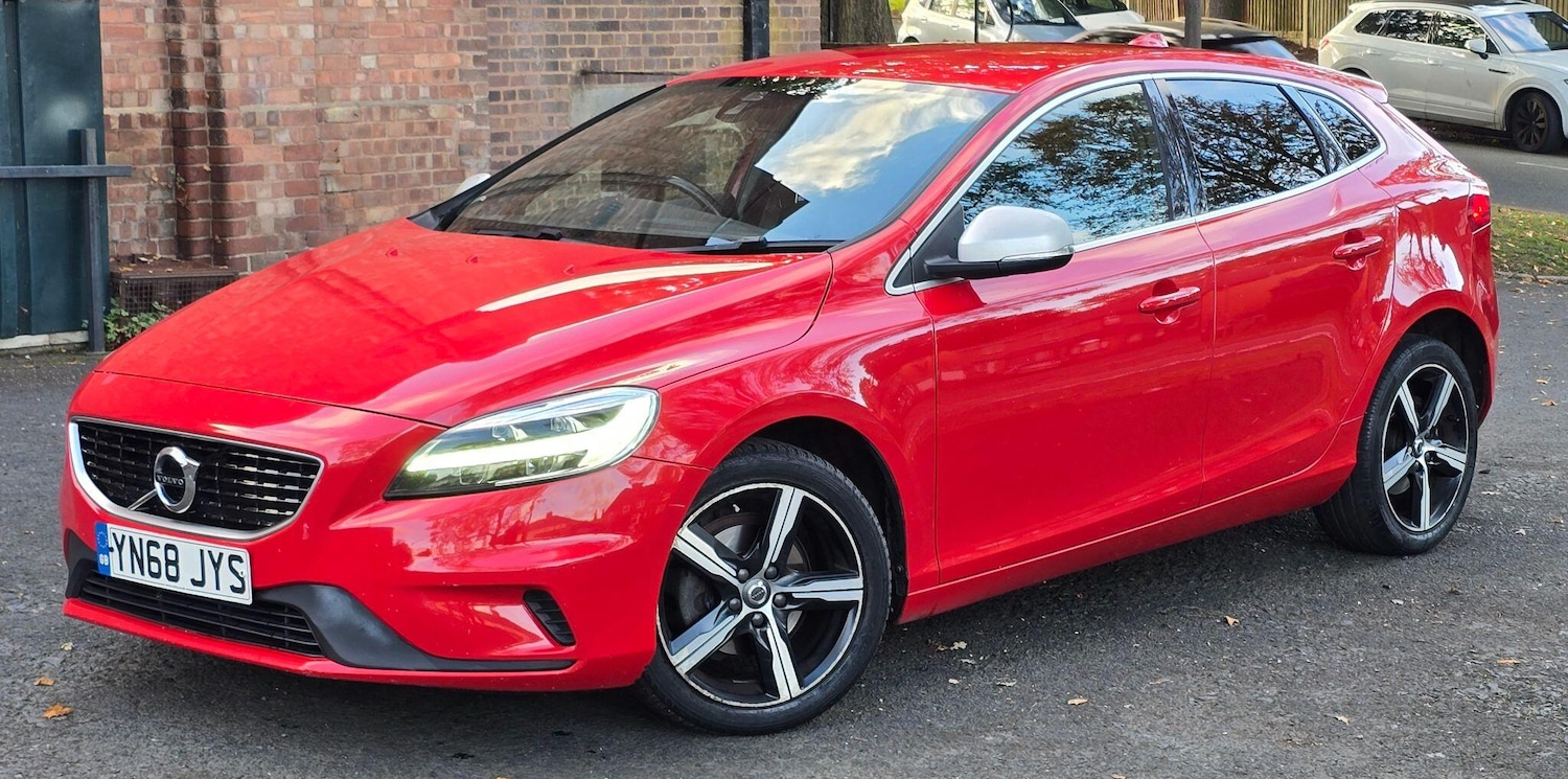 Used Volvo V40 2018 for sale - 76214446: Photo 3