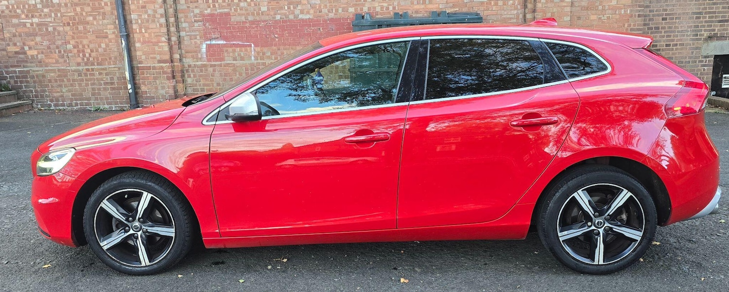 Used Volvo V40 2018 for sale - 76214446: Photo 8