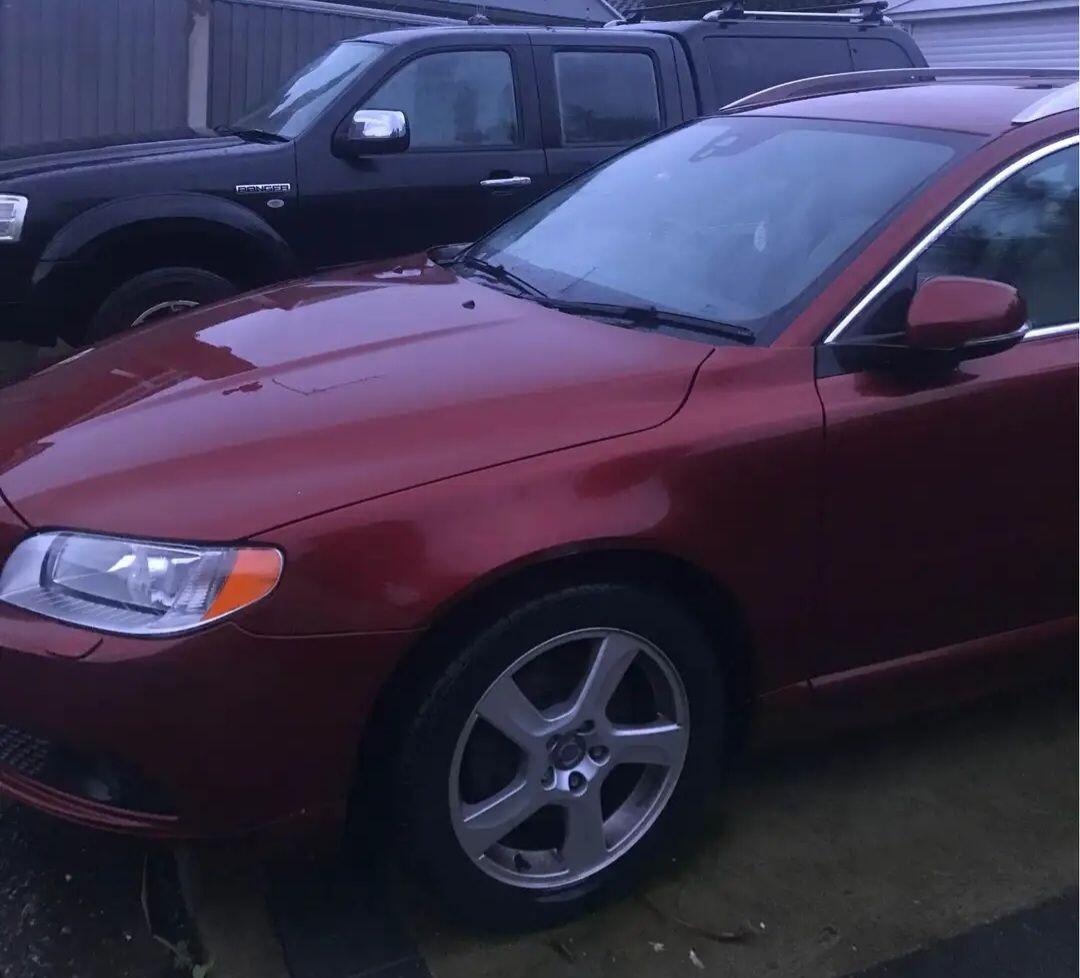 Used Volvo V70 for sale - 77305818: Photo 2