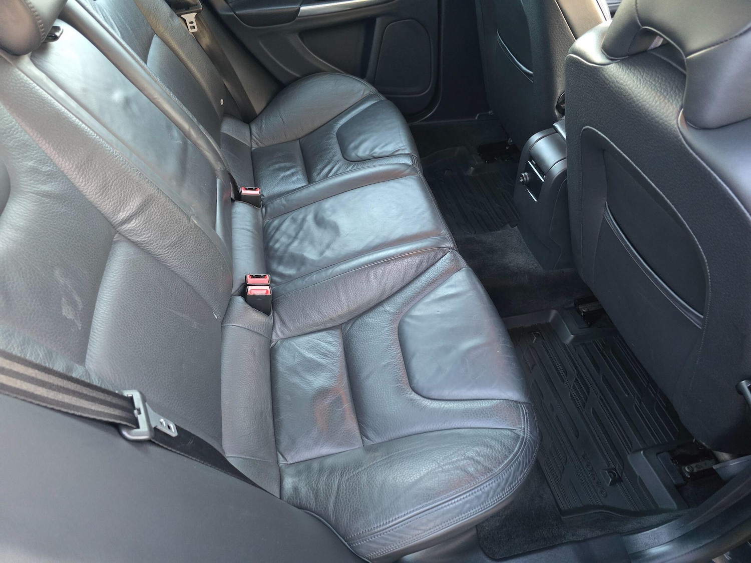 Used Volvo S60 2011 for sale - 77101792: Photo 16