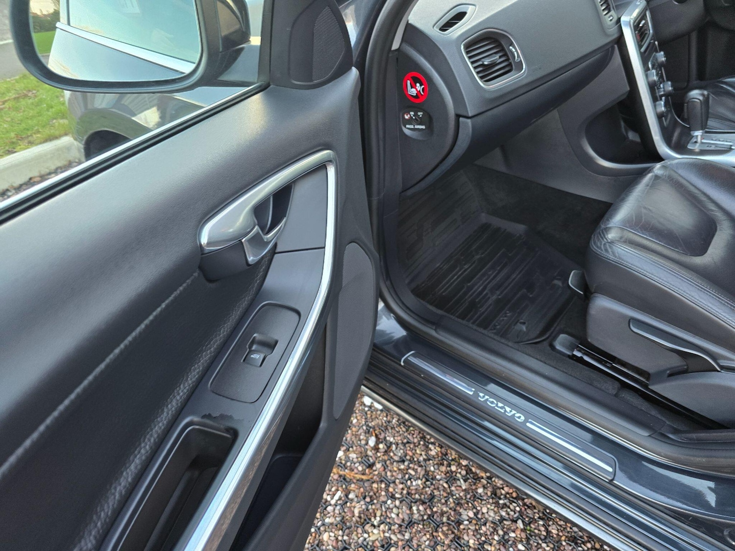 Used Volvo S60 2011 for sale - 77101792: Photo 24