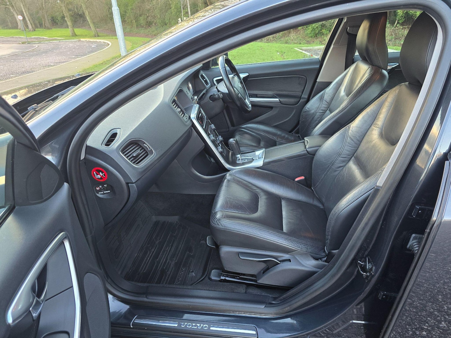 Used Volvo S60 2011 for sale - 77101792: Photo 25