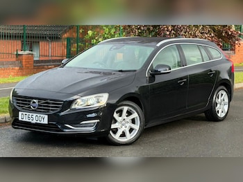 Used Volvo V60 2016 for sale - 78586764: Photo