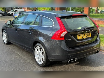 Used Volvo V60 2016 for sale - 78586764: Photo
