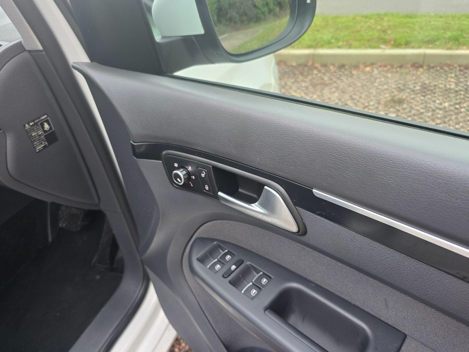 Used Volkswagen Touran for sale - 76727437: Photo 10