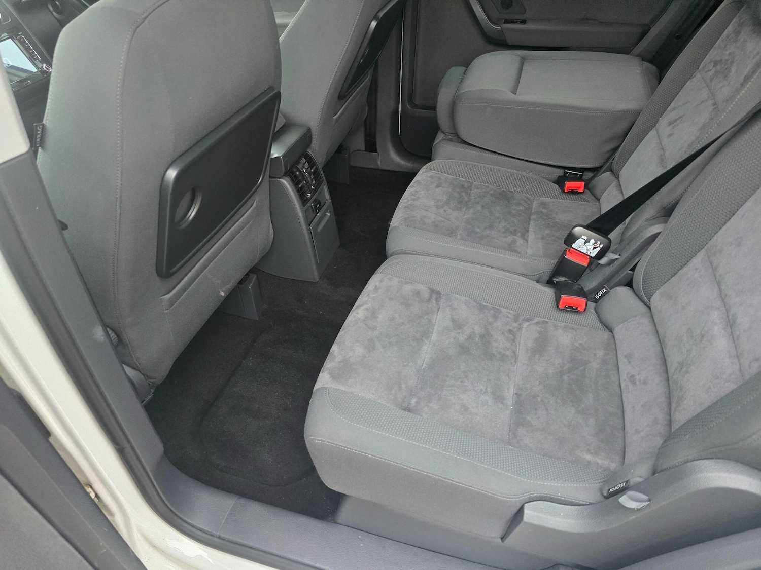 Used Volkswagen Touran for sale - 76727437: Photo 25