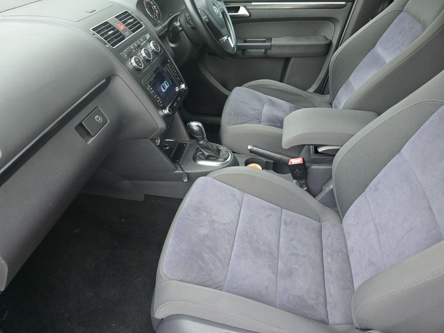 Used Volkswagen Touran for sale - 76727437: Photo 29