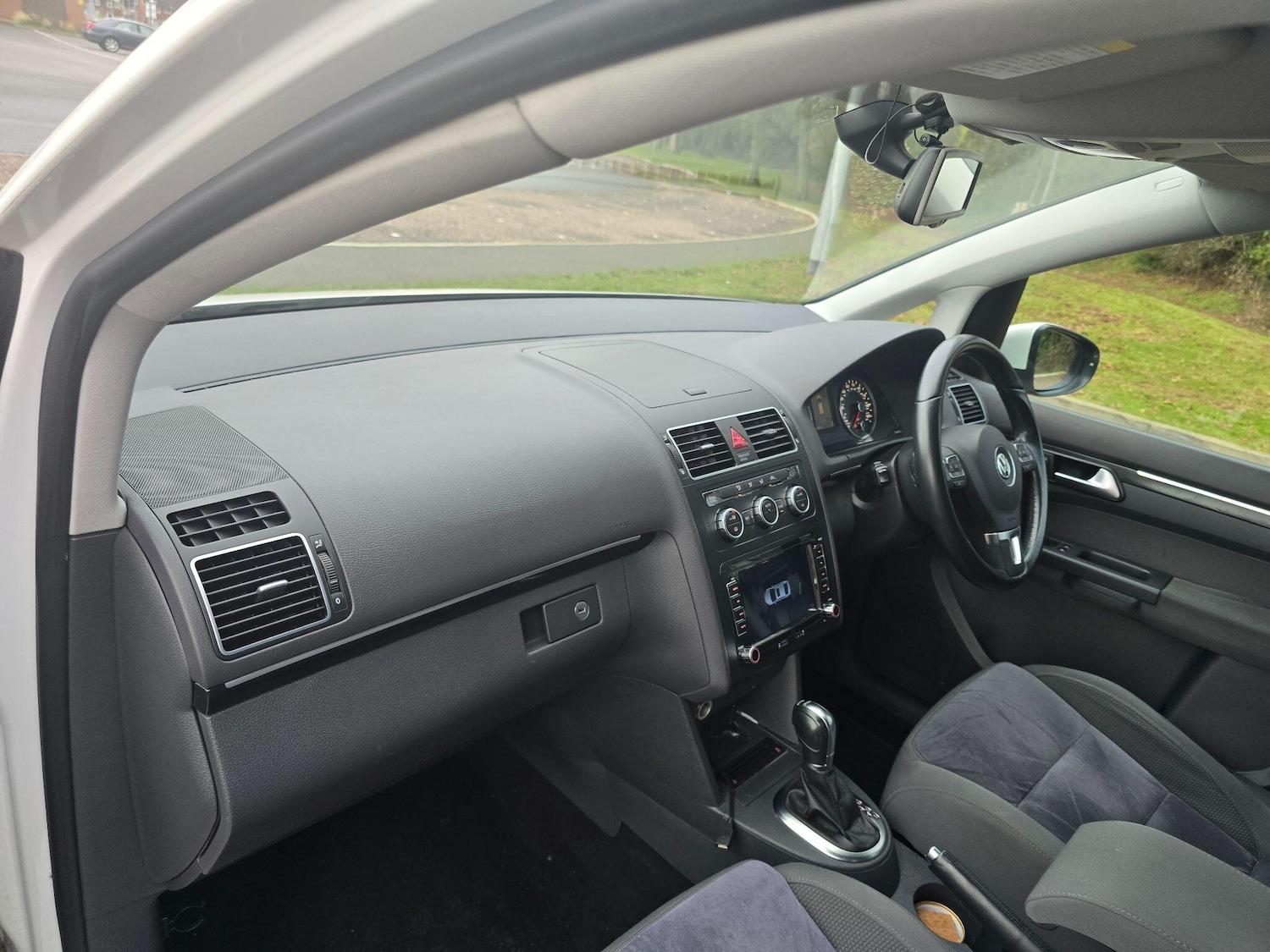 Used Volkswagen Touran for sale - 76727437: Photo 30