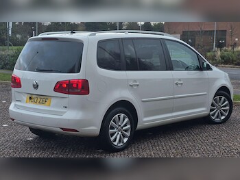 Used Volkswagen Touran 2013 for sale - 76727437: Photo