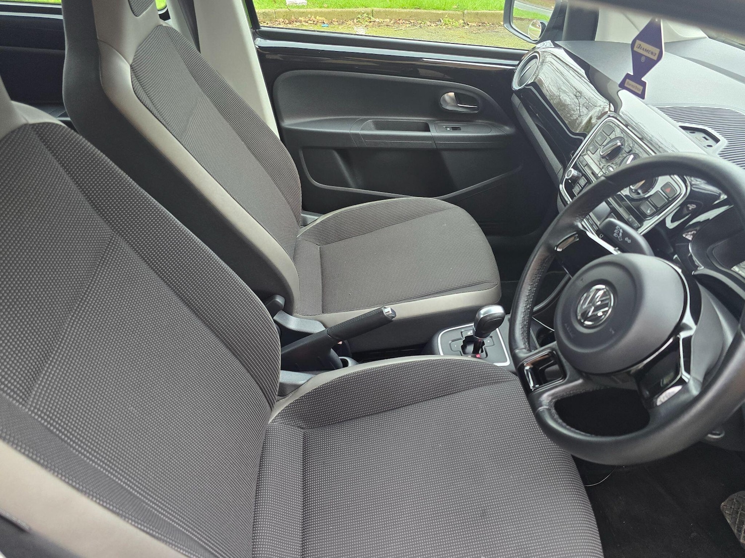 Used Volkswagen up! 2013 for sale - 77799059: Photo 12